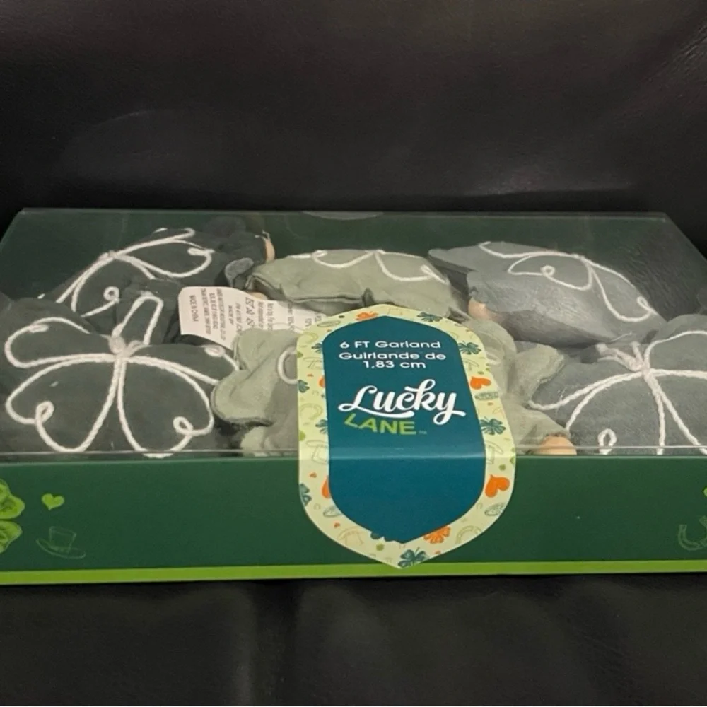 Lucky Lane St Patricks Shamrocks Garland